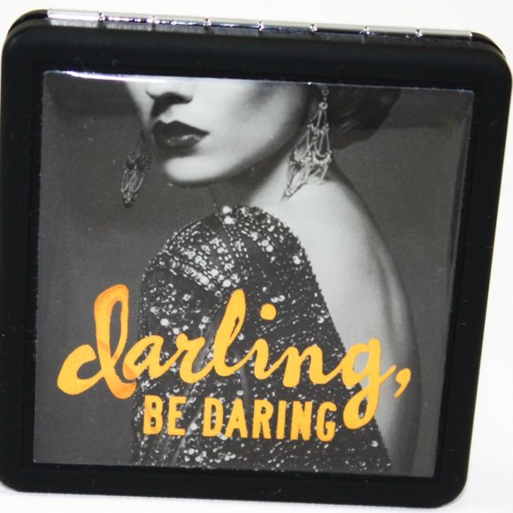 Demdaco Oh My Chic Pocket Mirror 2.75" x 2.75" - Picture 1 of 5